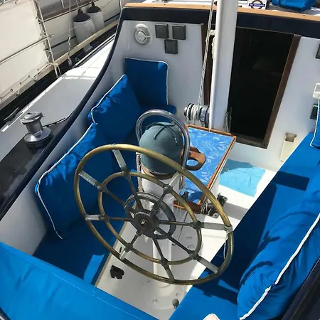 Marina Oasis, Your Boatel * Пуэрто-Калеро