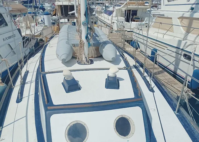 Botel Marina Oasis, Your Boatel *