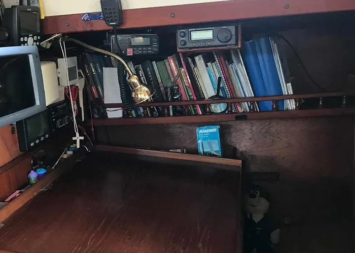 Marina Oasis, Your Boatel ספינת מלון פוארטו קאלרו