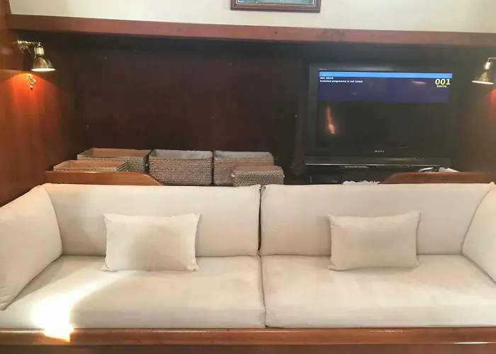 Marina Oasis, Your Boatel ספינת מלון *