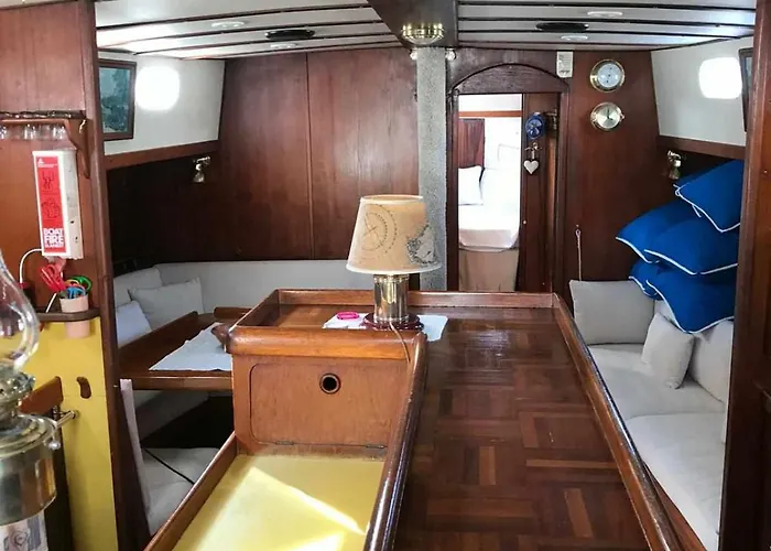 Marina Oasis, Your Boatel